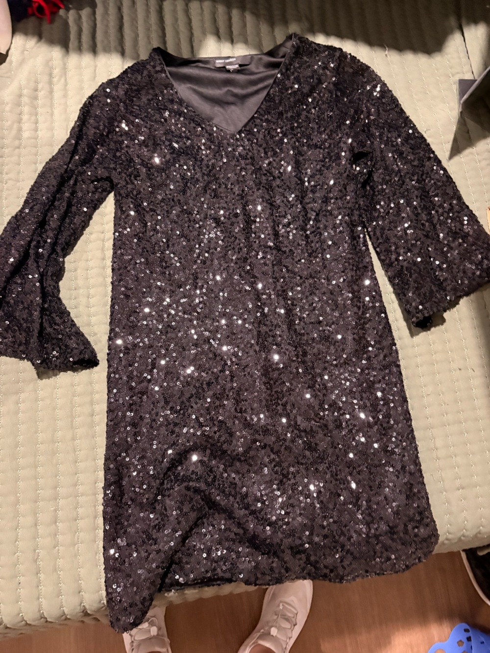 Maggy London Black Sequin V-Neck Shift Dress